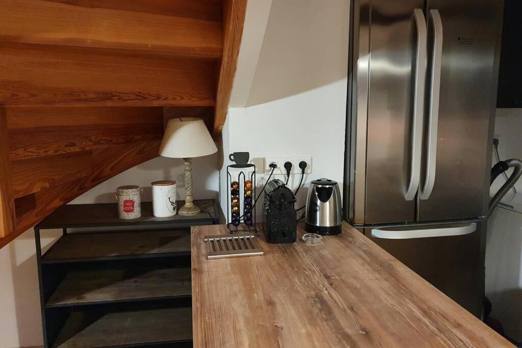 Appartement Exceptionnel 4 Etoiles Hyper Centre Albi 65 M2 Au 4Eme Etage Sans Ascenseur Avec Une Tour Du 12Eme Siecle Екстериор снимка